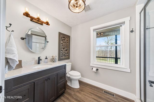 2317 Arrow Tr, Monterey, TN 38574