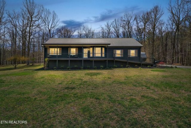 2317 Arrow Tr, Monterey, TN 38574