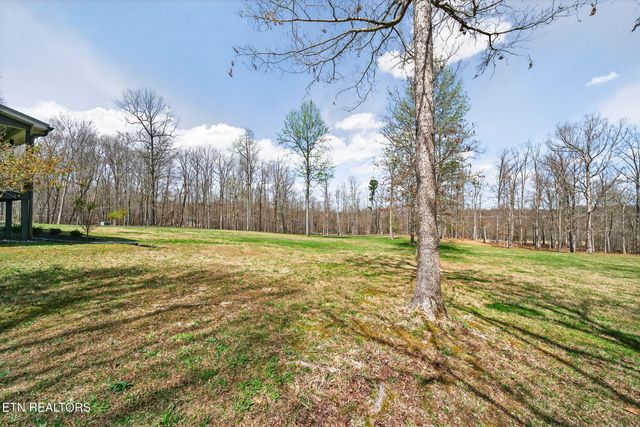 2317 Arrow Tr, Monterey, TN 38574