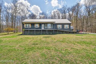 2317 Arrow Tr, Monterey, TN 38574