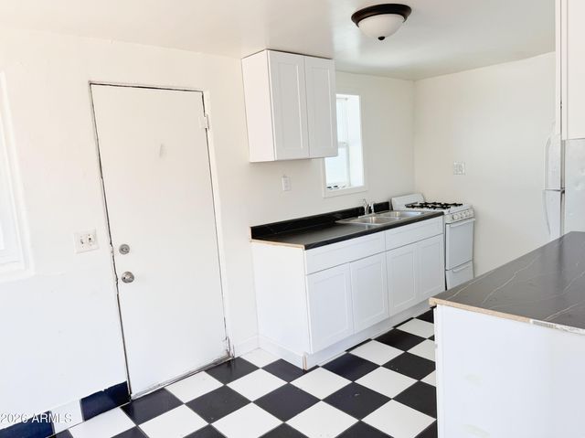 1125 E Devonshire Avenue 8, Phoenix, AZ 85014