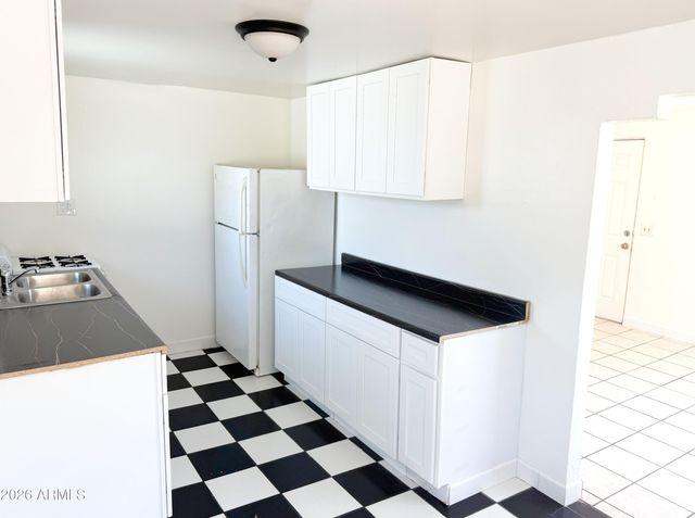 1125 E Devonshire Avenue 8, Phoenix, AZ 85014