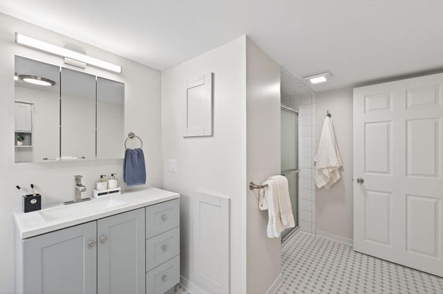 2750 Noel Drive, Little Canada, MN 55117