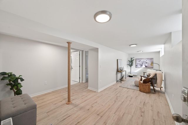 2750 Noel Drive, Little Canada, MN 55117