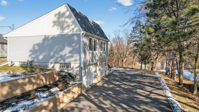 2750 Noel Drive, Little Canada, MN 55117