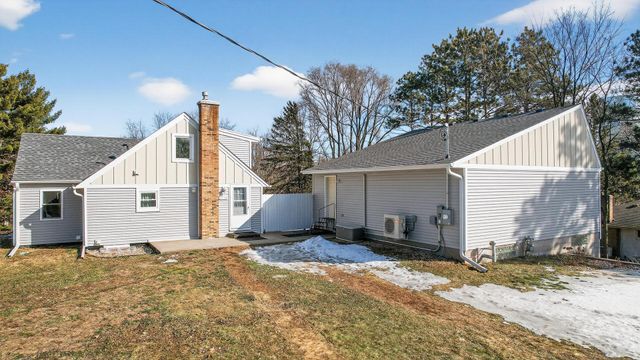 2750 Noel Drive, Little Canada, MN 55117