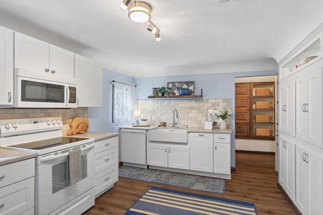 2750 Noel Drive, Little Canada, MN 55117