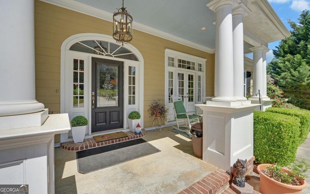 227 Capri Drive, Hartwell, GA 30643