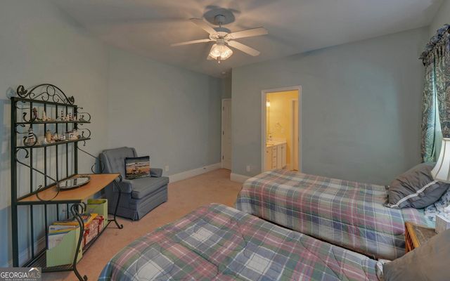 227 Capri Drive, Hartwell, GA 30643