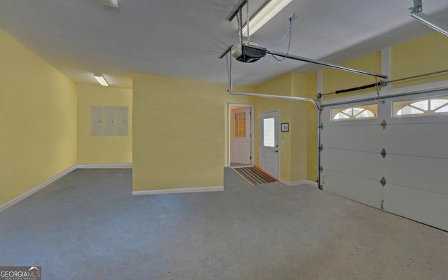 227 Capri Drive, Hartwell, GA 30643