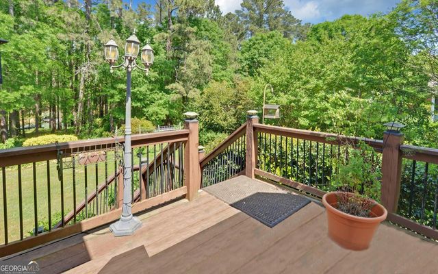 227 Capri Drive, Hartwell, GA 30643