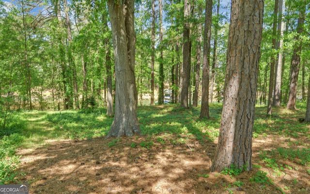 227 Capri Drive, Hartwell, GA 30643