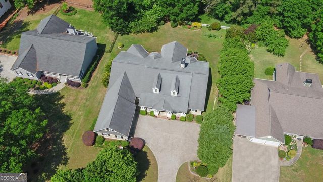 227 Capri Drive, Hartwell, GA 30643
