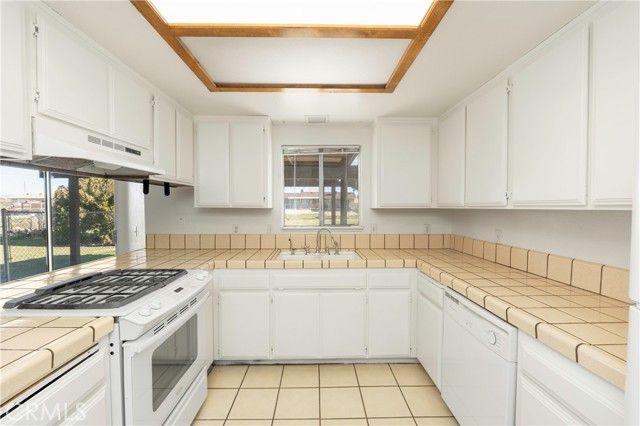 11135 Truchas, Apple Valley, CA 92308