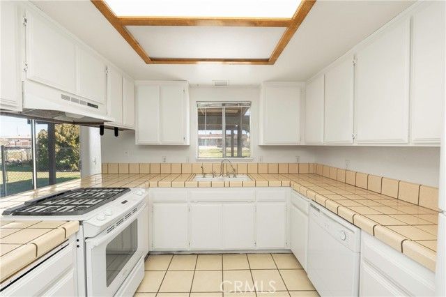 11135 Truchas, Apple Valley, CA 92308