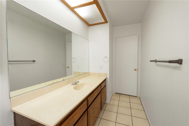 11135 Truchas, Apple Valley, CA 92308