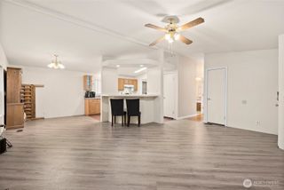 10613 61st Street E #114, Puyallup, WA 98372