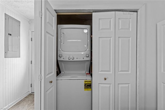 6245 Glenns RD, Gloucester, VA 23061