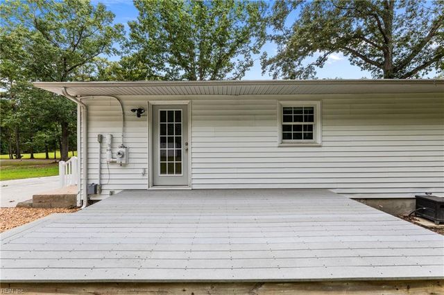 6245 Glenns RD, Gloucester, VA 23061