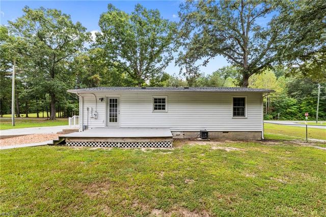 6245 Glenns RD, Gloucester, VA 23061