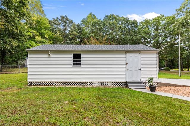 6245 Glenns RD, Gloucester, VA 23061