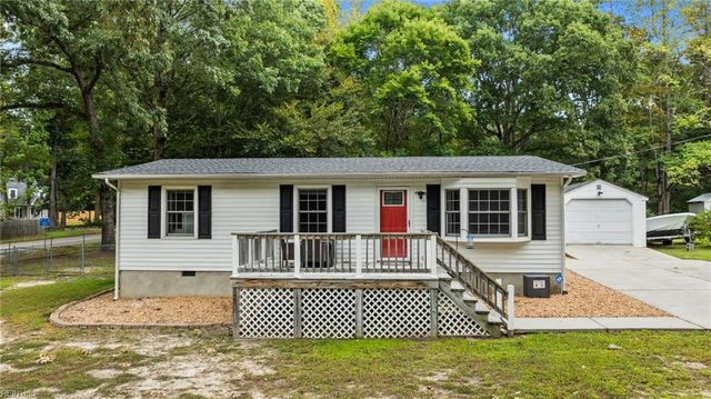 6245 Glenns RD, Gloucester, VA 23061