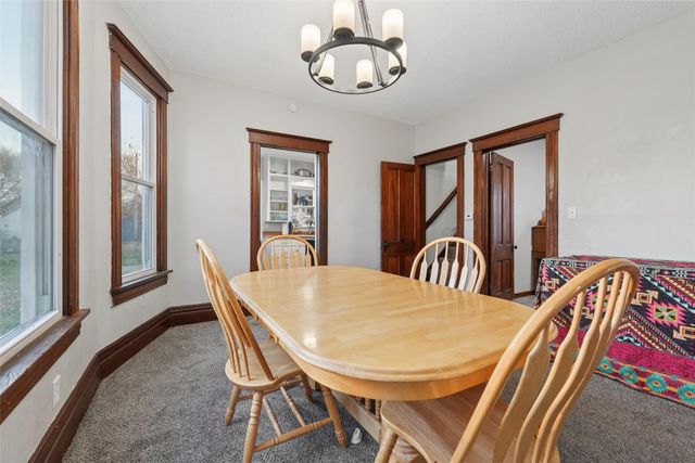 206 3rd Street NE, Mitchellville, IA 50169