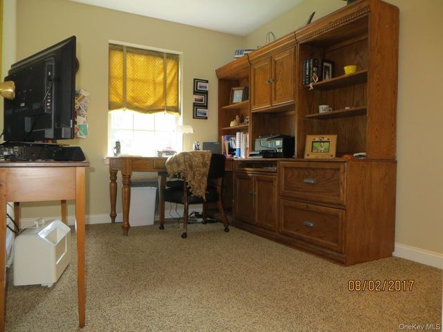 215 Rabbit Run, Plattekill, NY 12515