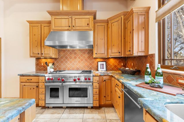 3 Calle De Los Howard, Corrales, NM 87048