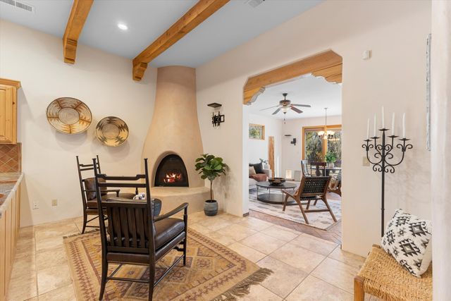 3 Calle De Los Howard, Corrales, NM 87048