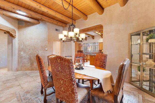 3 Calle De Los Howard, Corrales, NM 87048