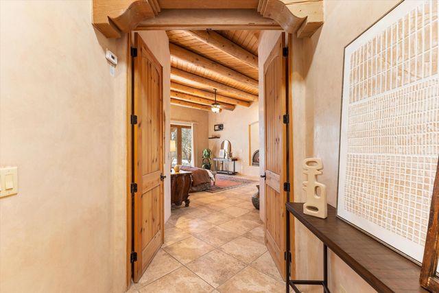 3 Calle De Los Howard, Corrales, NM 87048