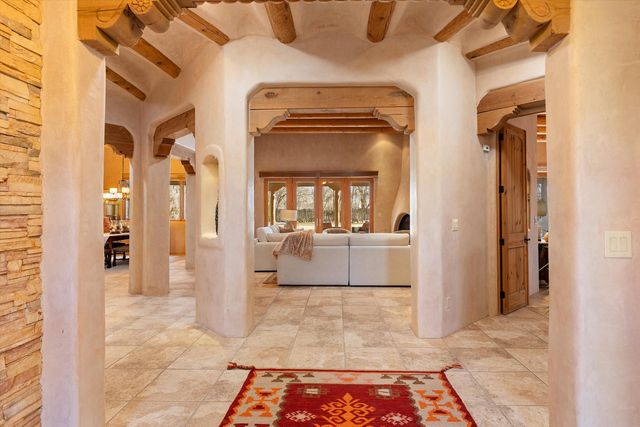 3 Calle De Los Howard, Corrales, NM 87048