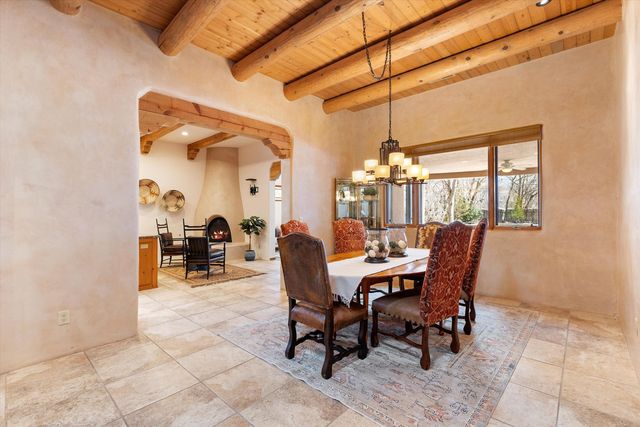 3 Calle De Los Howard, Corrales, NM 87048