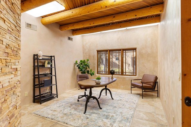 3 Calle De Los Howard, Corrales, NM 87048