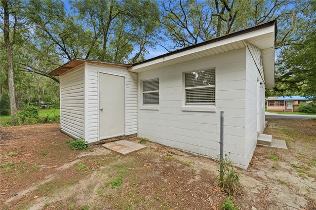 1009 NEBRASKA STREET, Leesburg, FL 34748