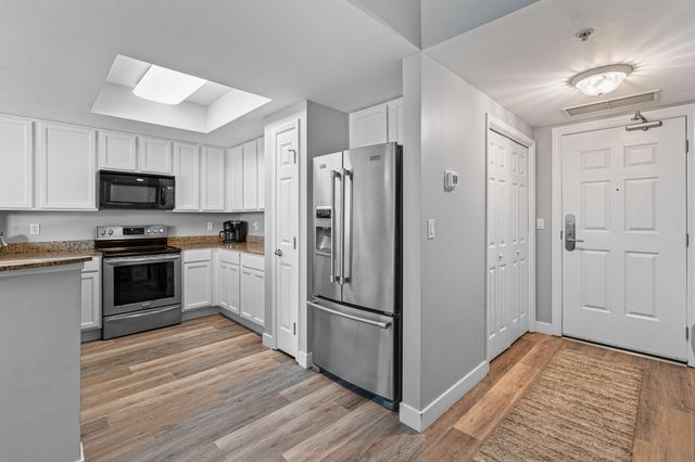 4203 Indian Bayou Trail 1301, Destin, FL 32541