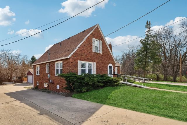 1244 Edgemont Street, Des Moines, IA 50315