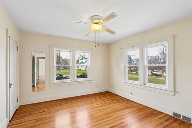 1244 Edgemont Street, Des Moines, IA 50315