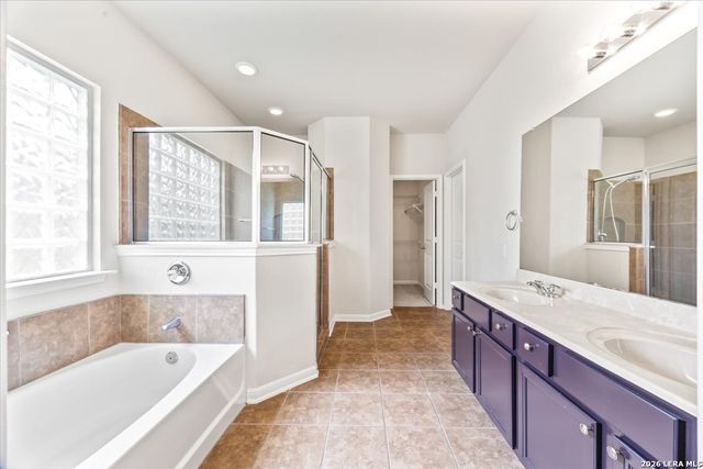 437 STONEBROOK DR, Cibolo, TX 78108