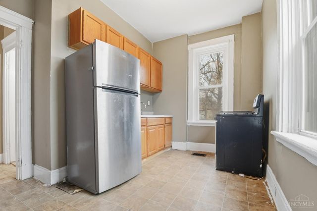 1820 Kinney Avenue, Cincinnati, OH 45207