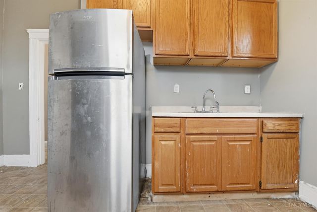 1820 Kinney Avenue, Cincinnati, OH 45207