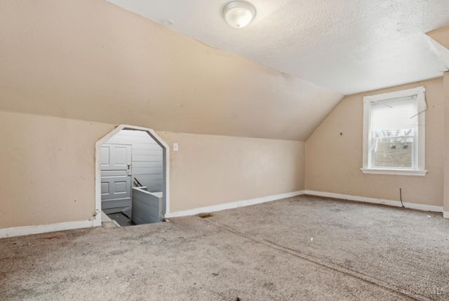 1820 Kinney Avenue, Cincinnati, OH 45207