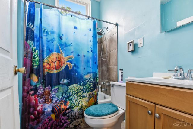 1820 Kinney Avenue, Cincinnati, OH 45207