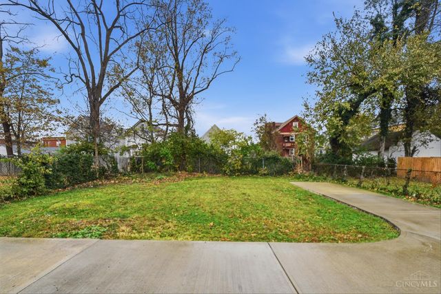 1820 Kinney Avenue, Cincinnati, OH 45207