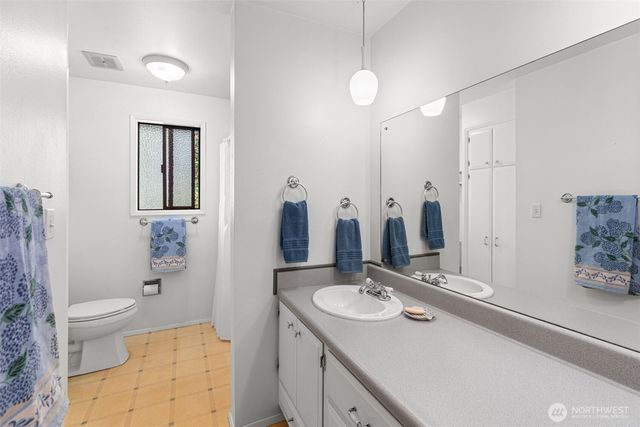 3315 Scenic Drive SE, Auburn, WA 98092