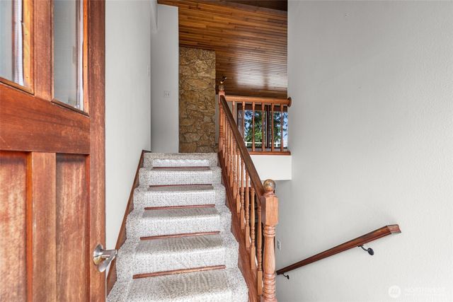 3315 Scenic Drive SE, Auburn, WA 98092