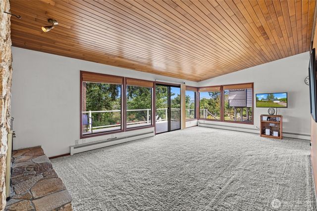 3315 Scenic Drive SE, Auburn, WA 98092