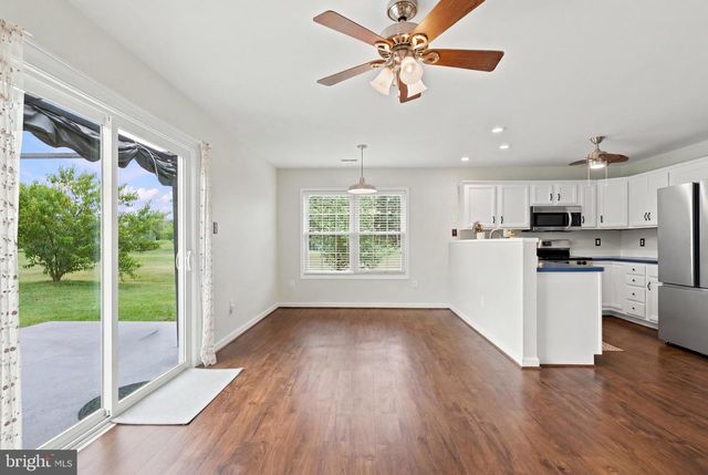 1915 READUS RD, Edinburg, VA 22824