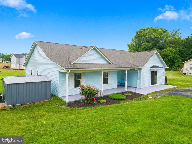 1915 READUS RD, Edinburg, VA 22824